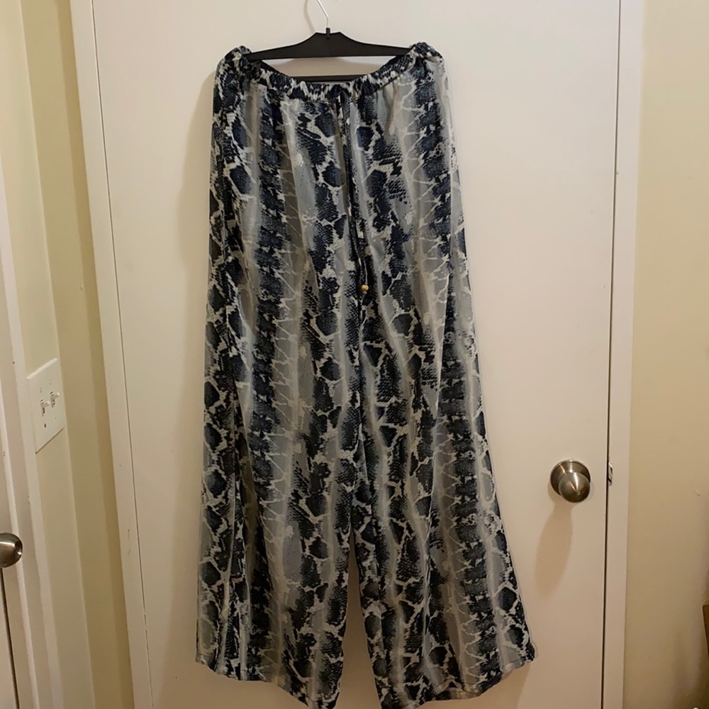 Brand new wide legged pants